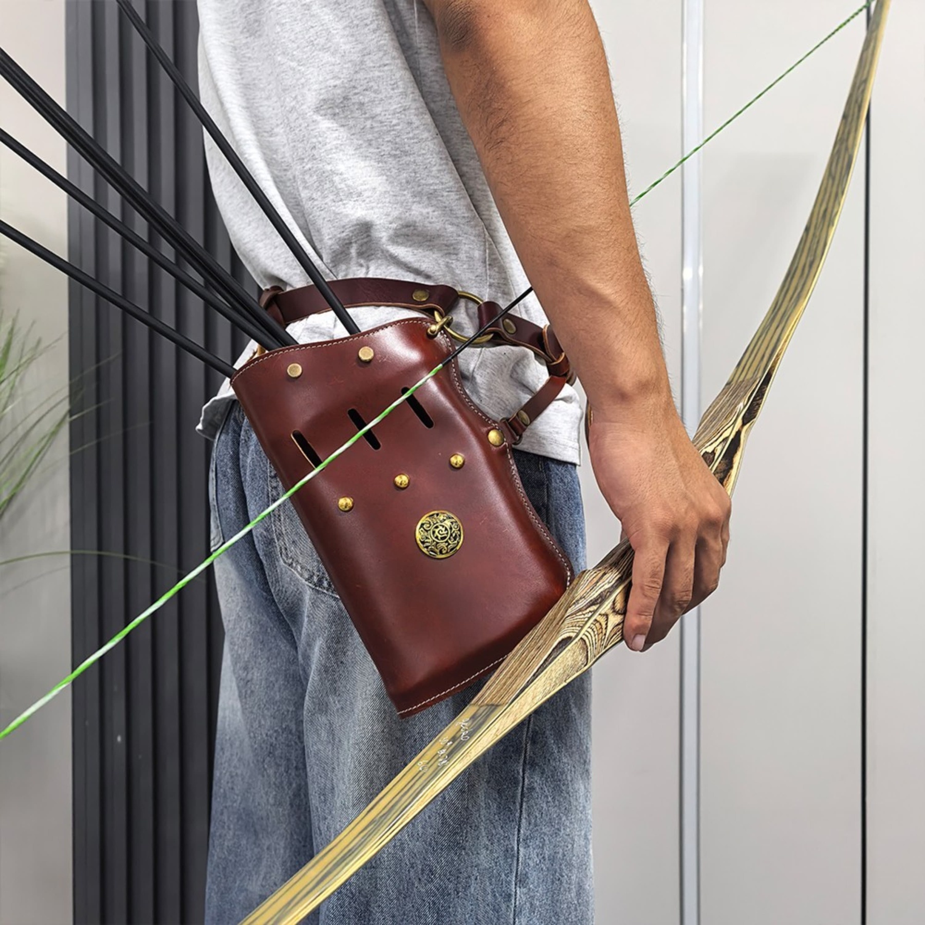 Brown Cowhide Traditional Archery Arrow Quiver Case