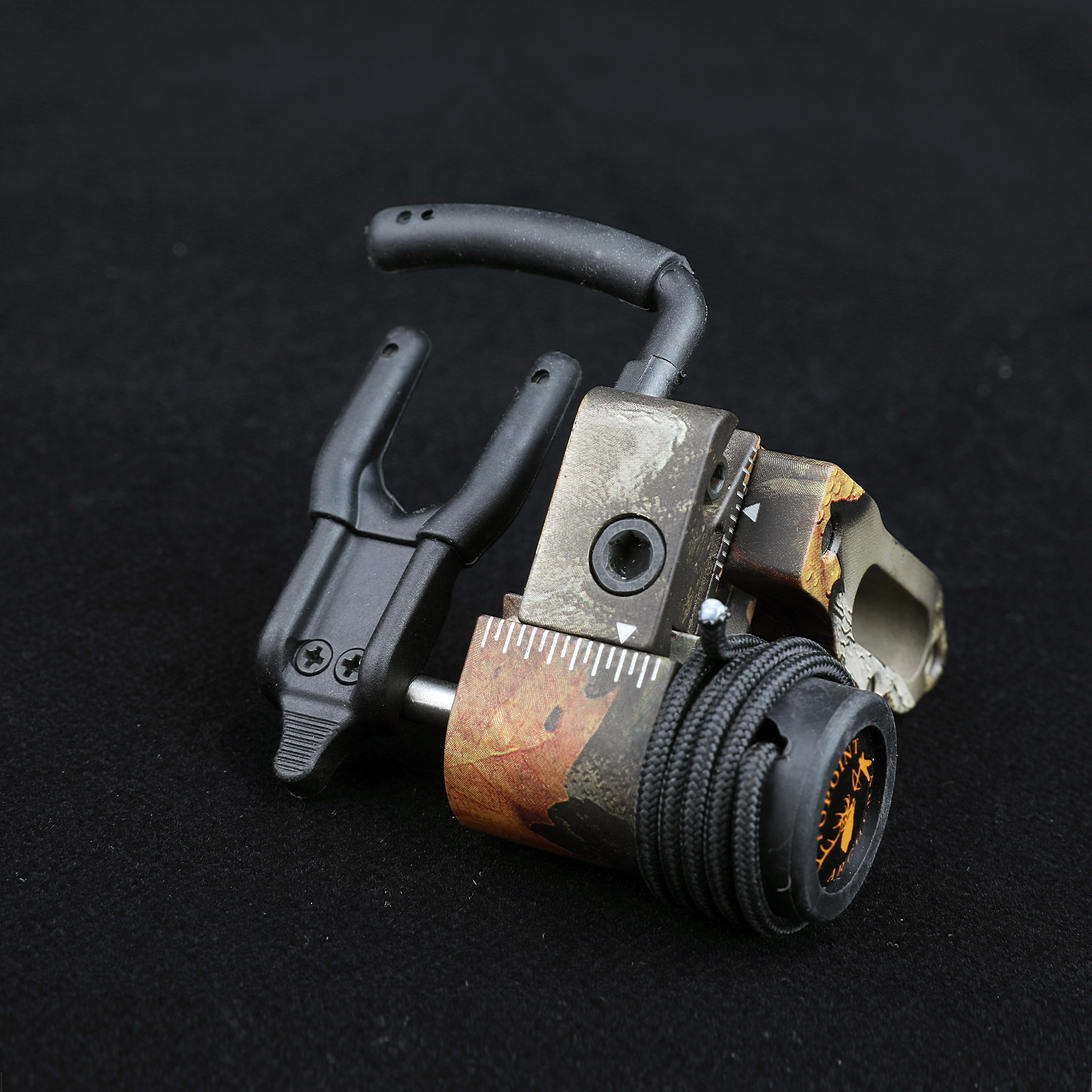 Topoint TP814 Archery Arrow Rest, CNC Aluminum Alloy, Micro-Adjustable, Left/Right Handed