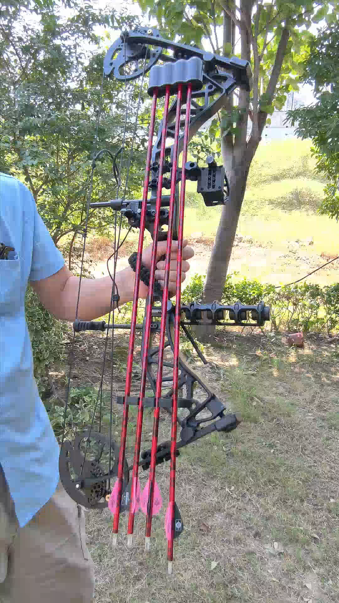 Junxing Archery M134 0-70lbs Compound Bow Set 80% Let off
