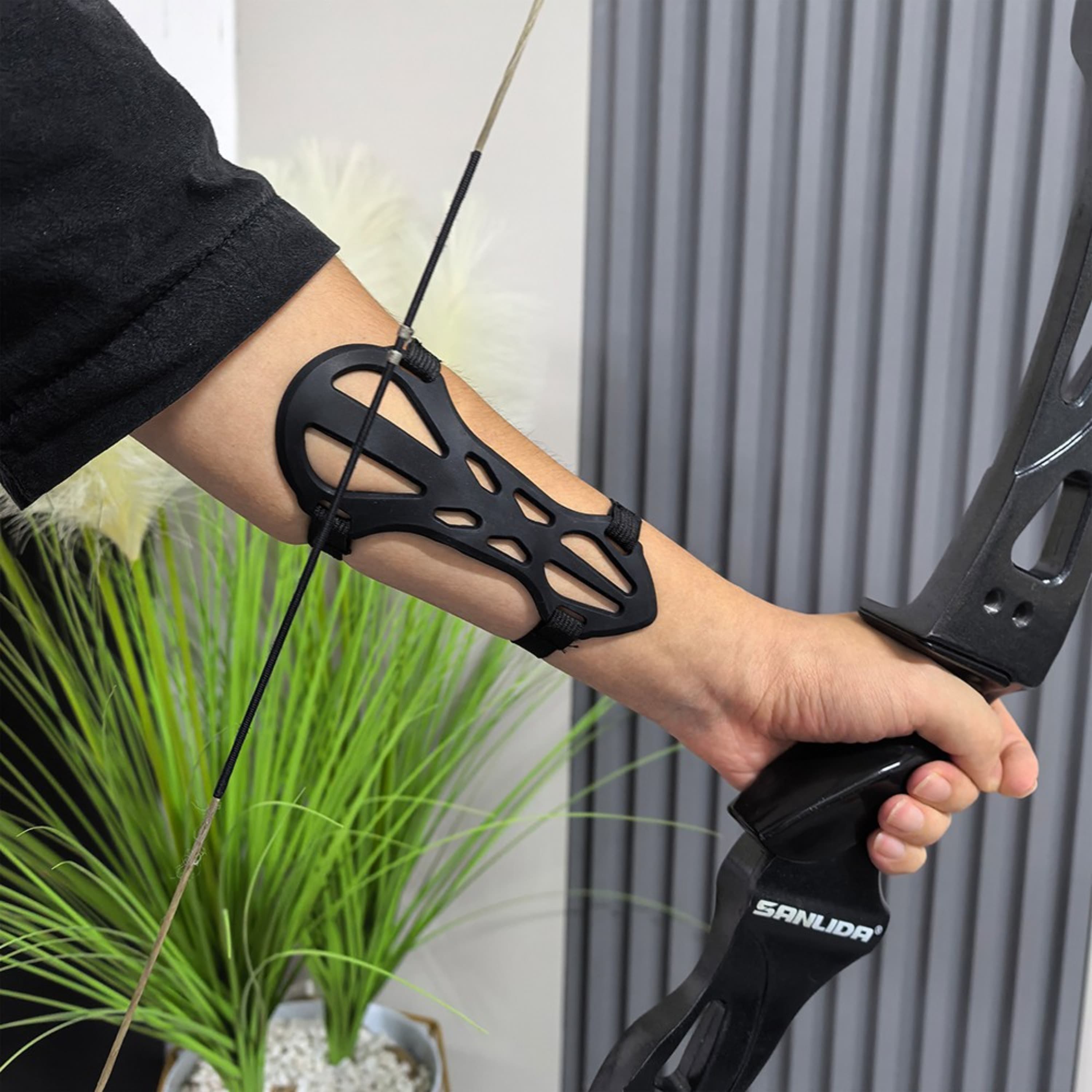 Archery Arm Guard Forearm Protector Adjustable Hunting Shooting