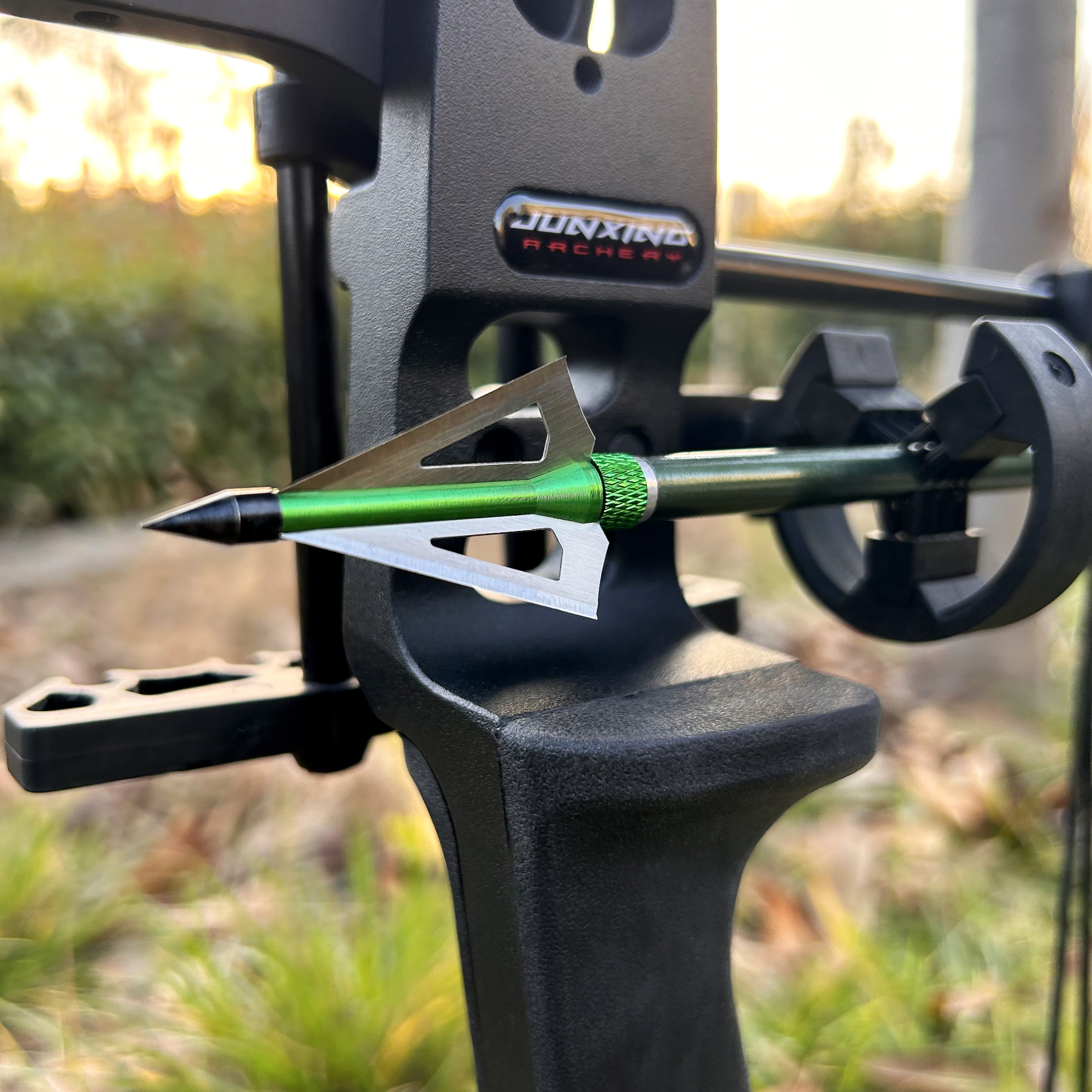 AME ARCHERY Three-Blade Hunting Broadhead Arrow Tips – 100gr (12pcs)