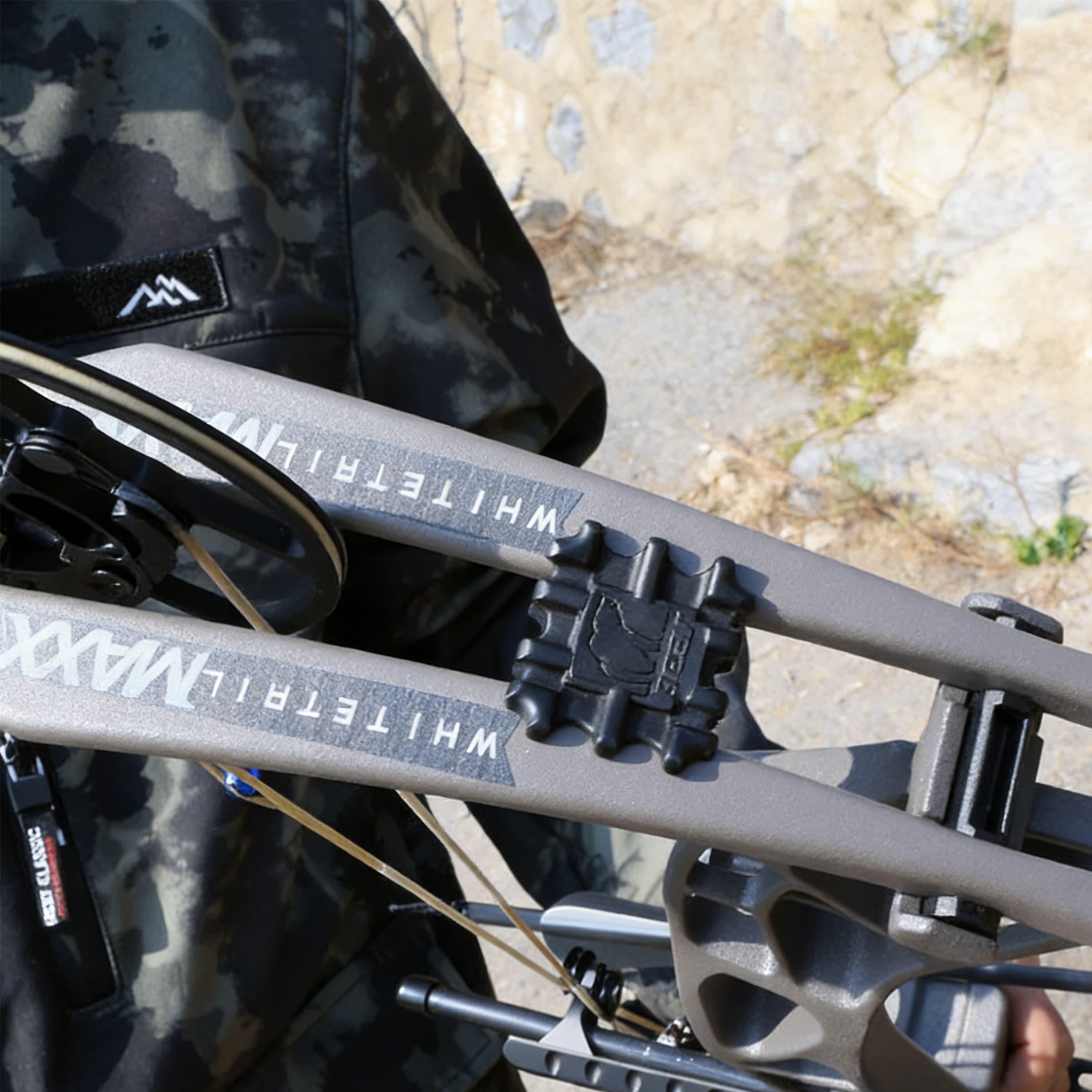 BEAR Compound Bow 45-70lbs Archery Hunting 339FPS Archery 