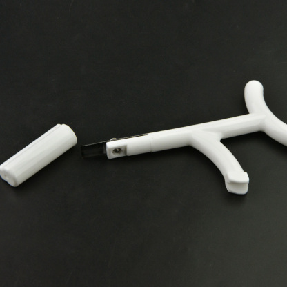 AME ARCHERY Fletching Remover Tool White