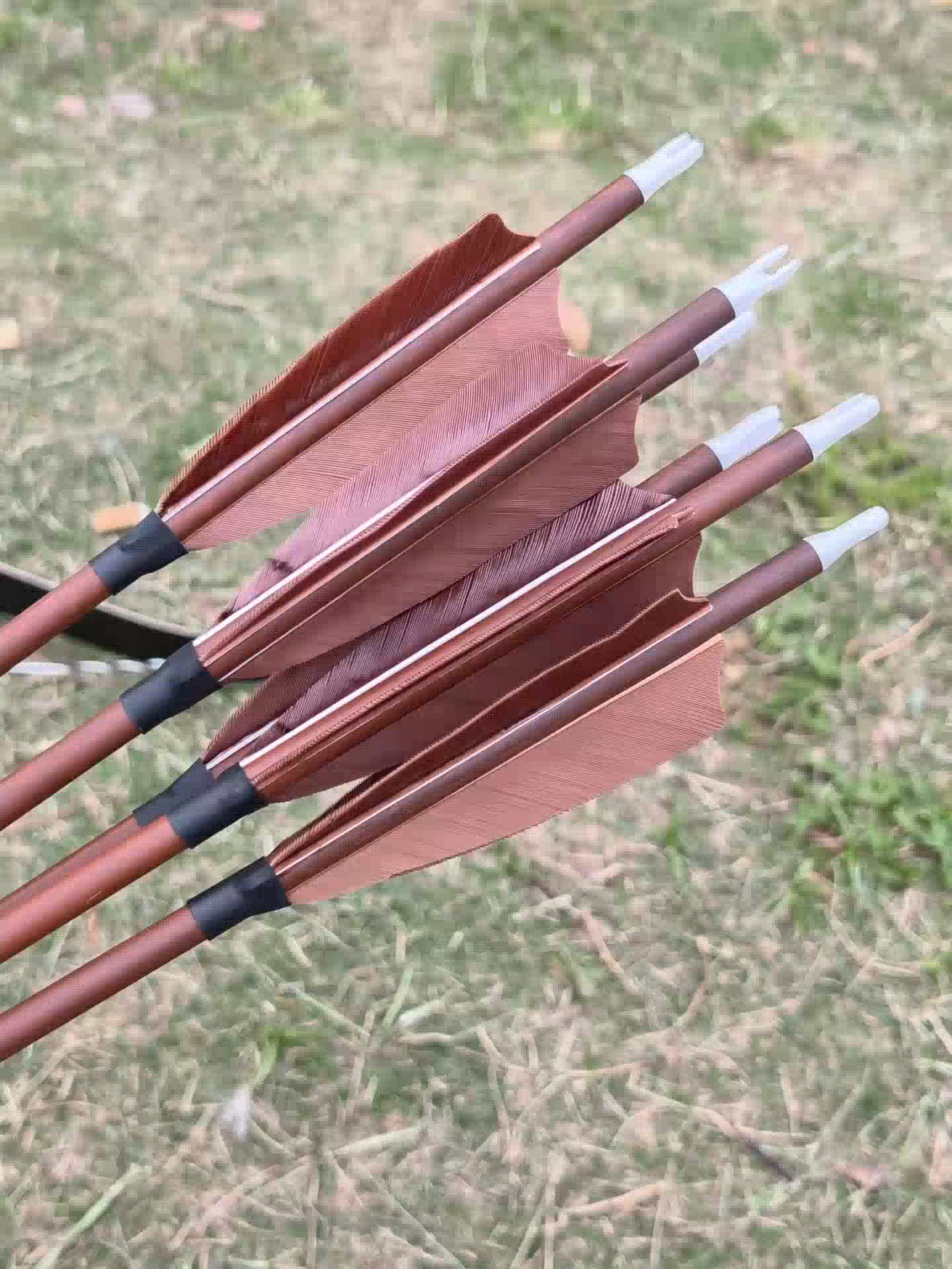 AME 31" Pure Carbon Arrows SP340-600 4'' Turkey Feather for Archery Shooting(12pcs)