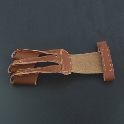 AME ARCHERY Z4 Three-Finger Archery Glove 