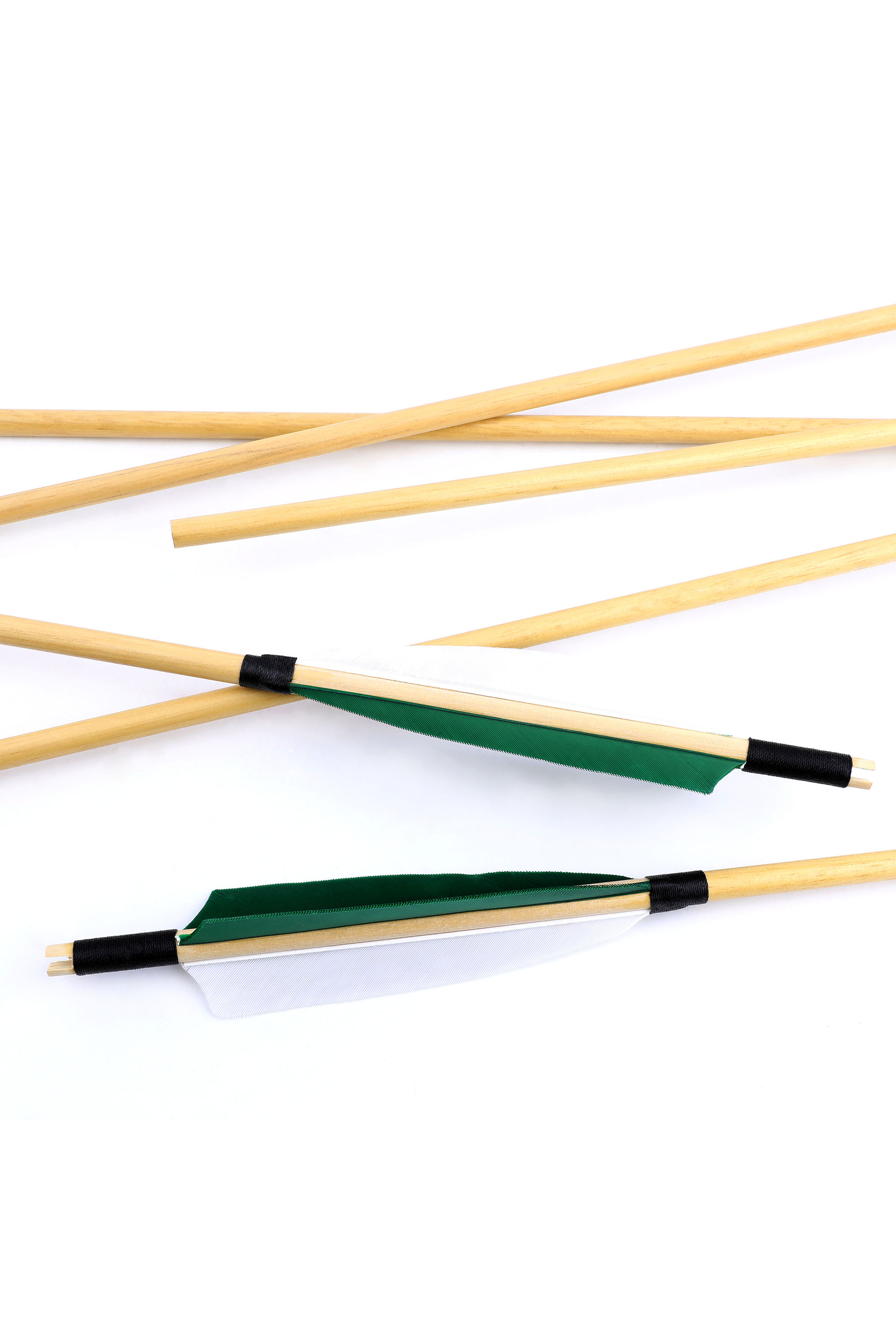 80cm Traditional White Wood Arrows,