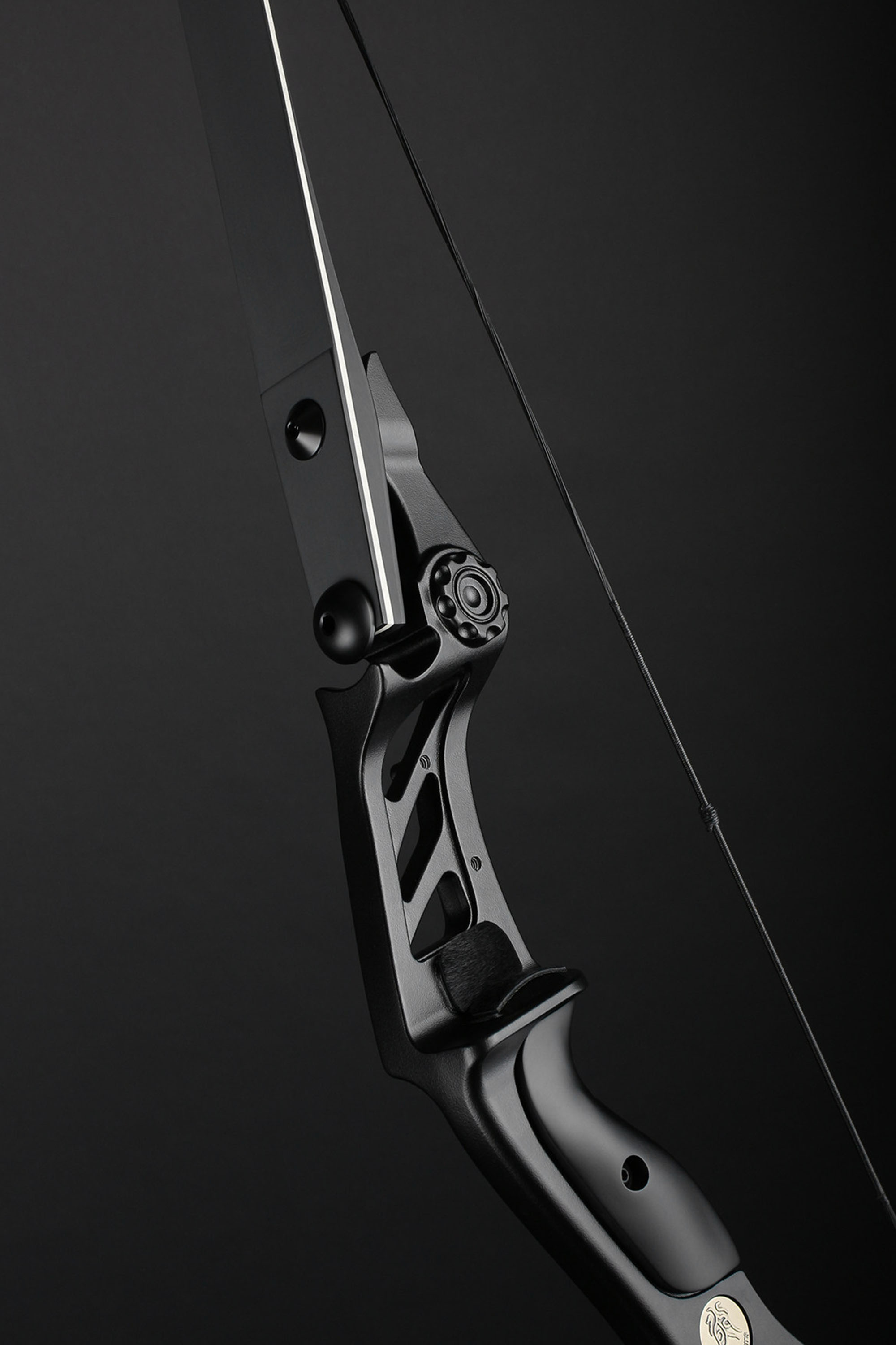 ILF Recurve Bow 68" – Aluminum Riser Fiberglass Limbs