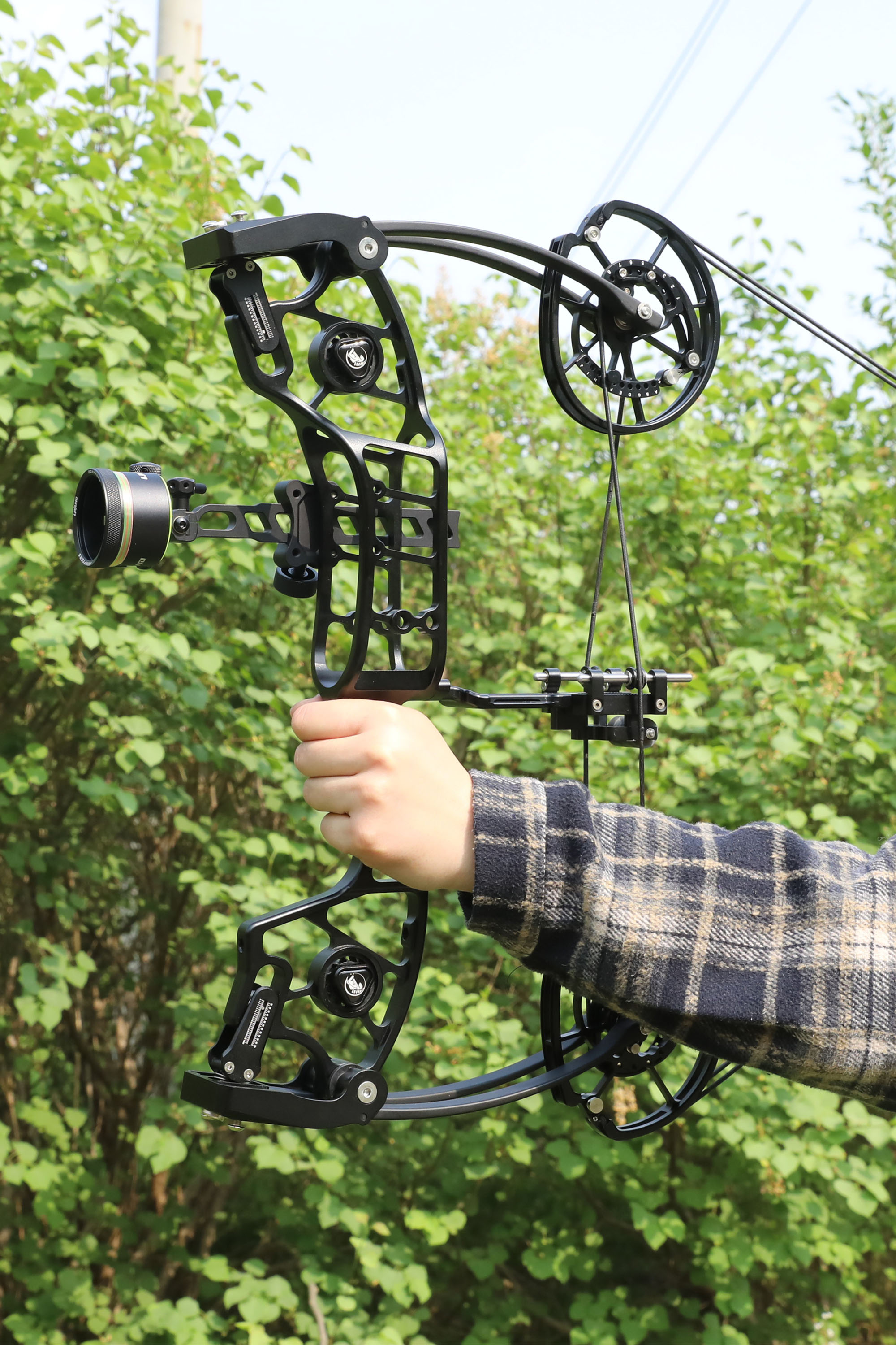 Dual-Use Compound Bow 30-80lbs Adjustable for Archery