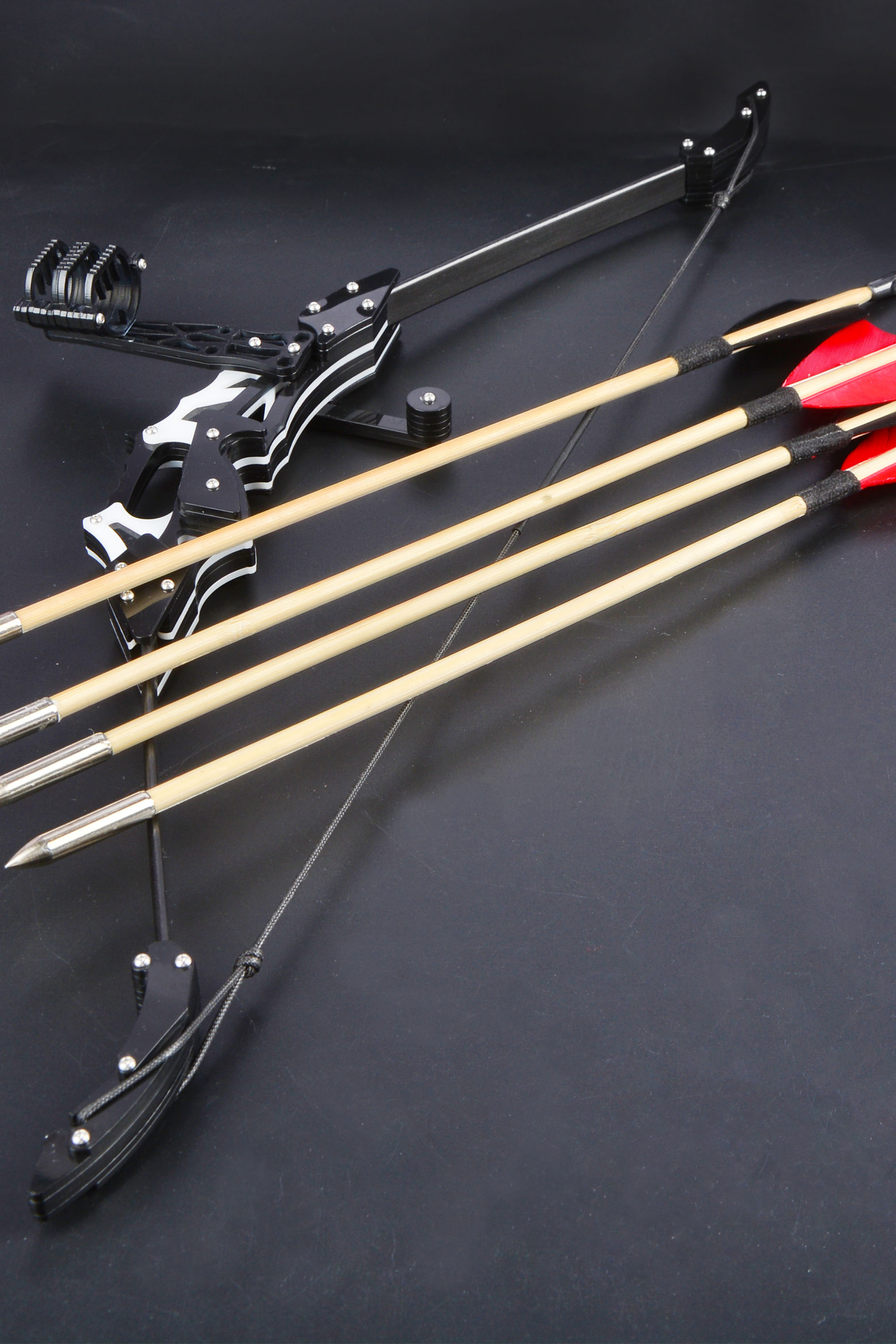 Phantom Mini Bow, Black & White, 18 lbs, 48.3cm Length