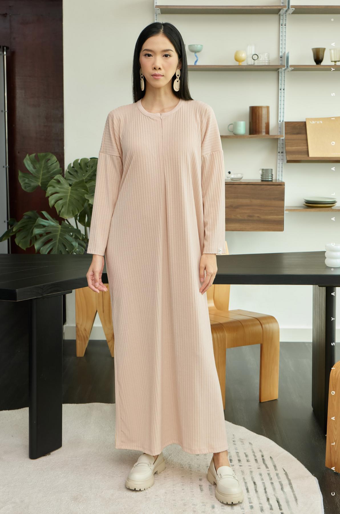 IRONLESS : COMFORTWEAR : FALL DRESS IN AUTUMN BLONDE