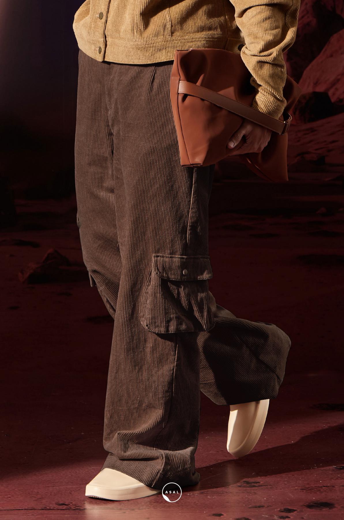 RUG CORDUROY CARGO (KLFW) IN CHESTNUT