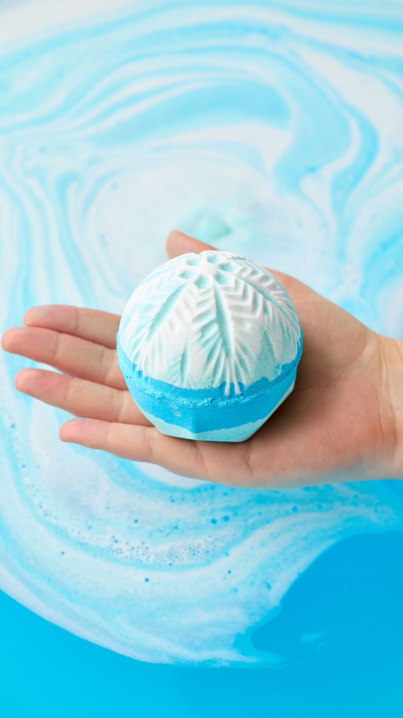 SNOW DRIFT BATH BOMB