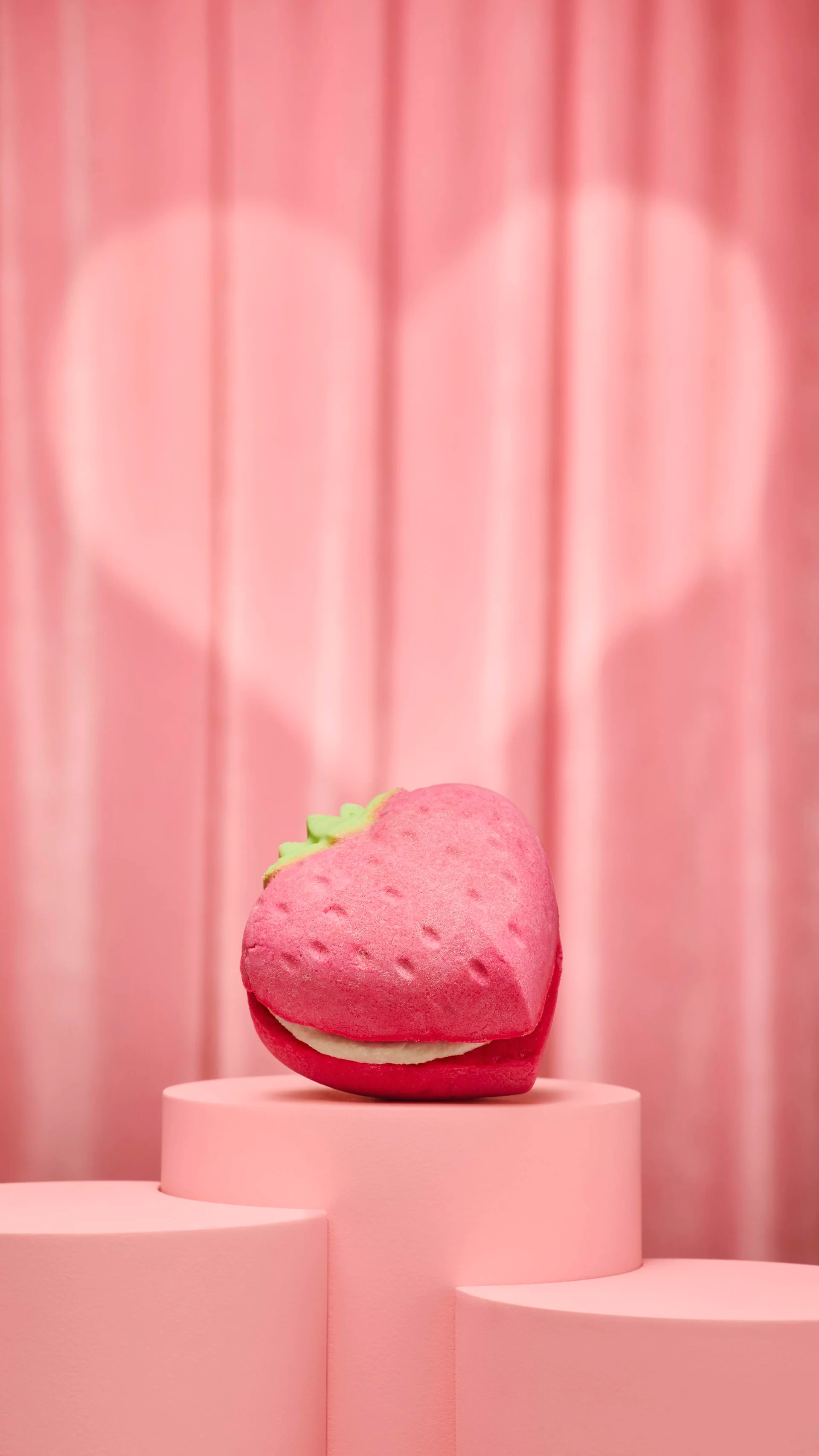 STAWBERRY CRUMBLE BUBBEROON