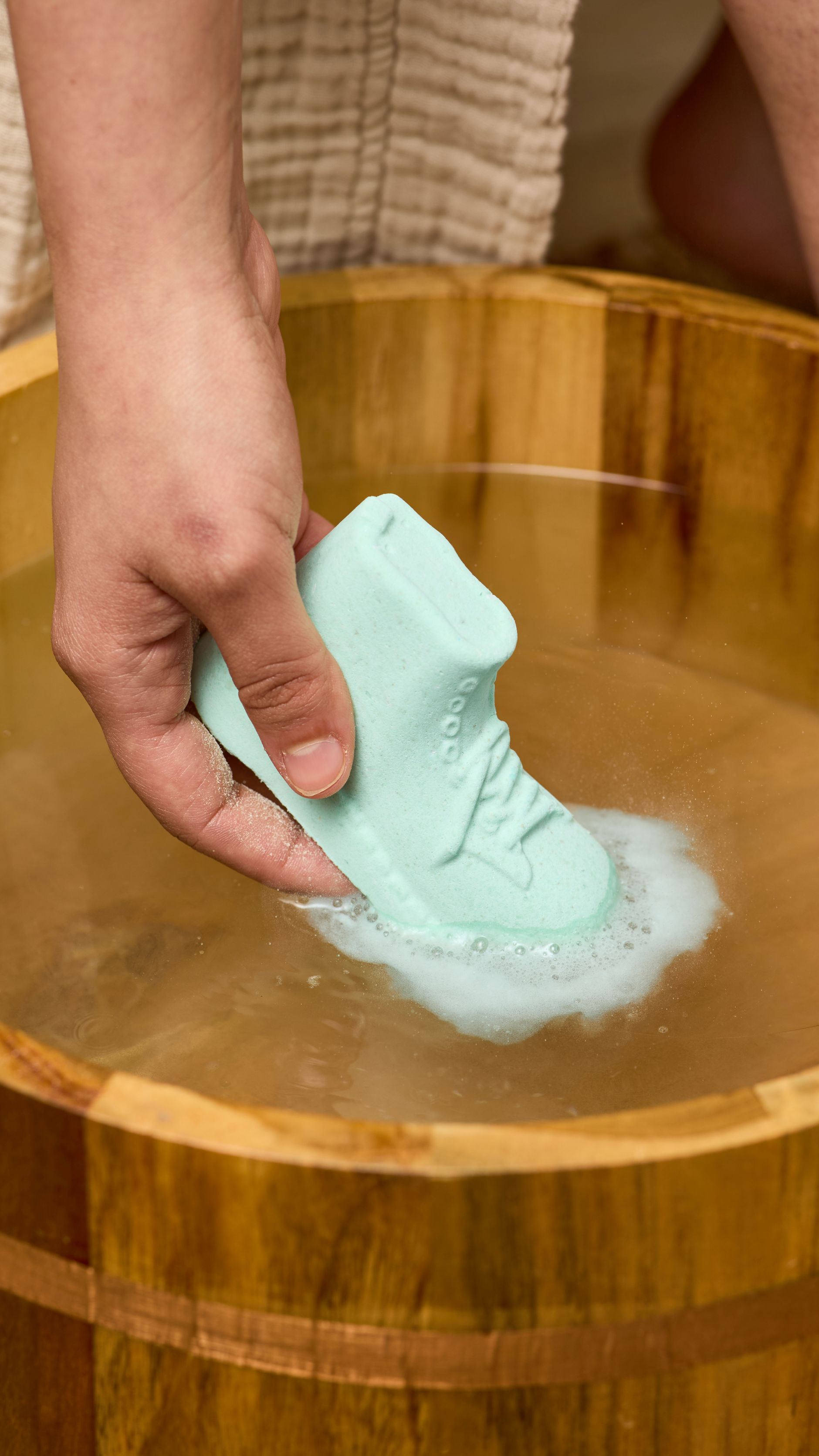 PUT THE BOOT IN FOOTSOAK