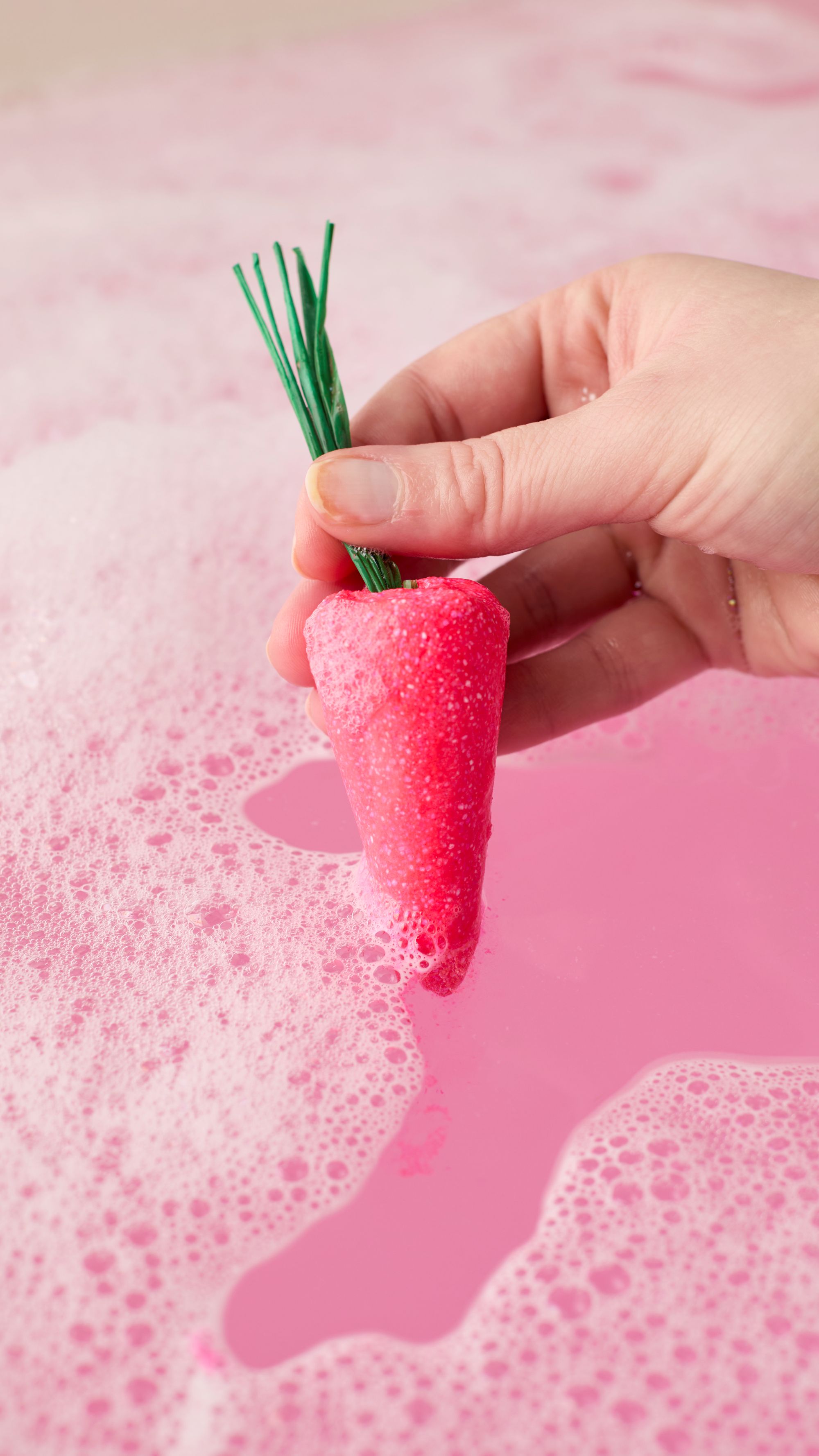 BABY RAINBOW CARROT PINK REUSABLE BUBBLE BAR