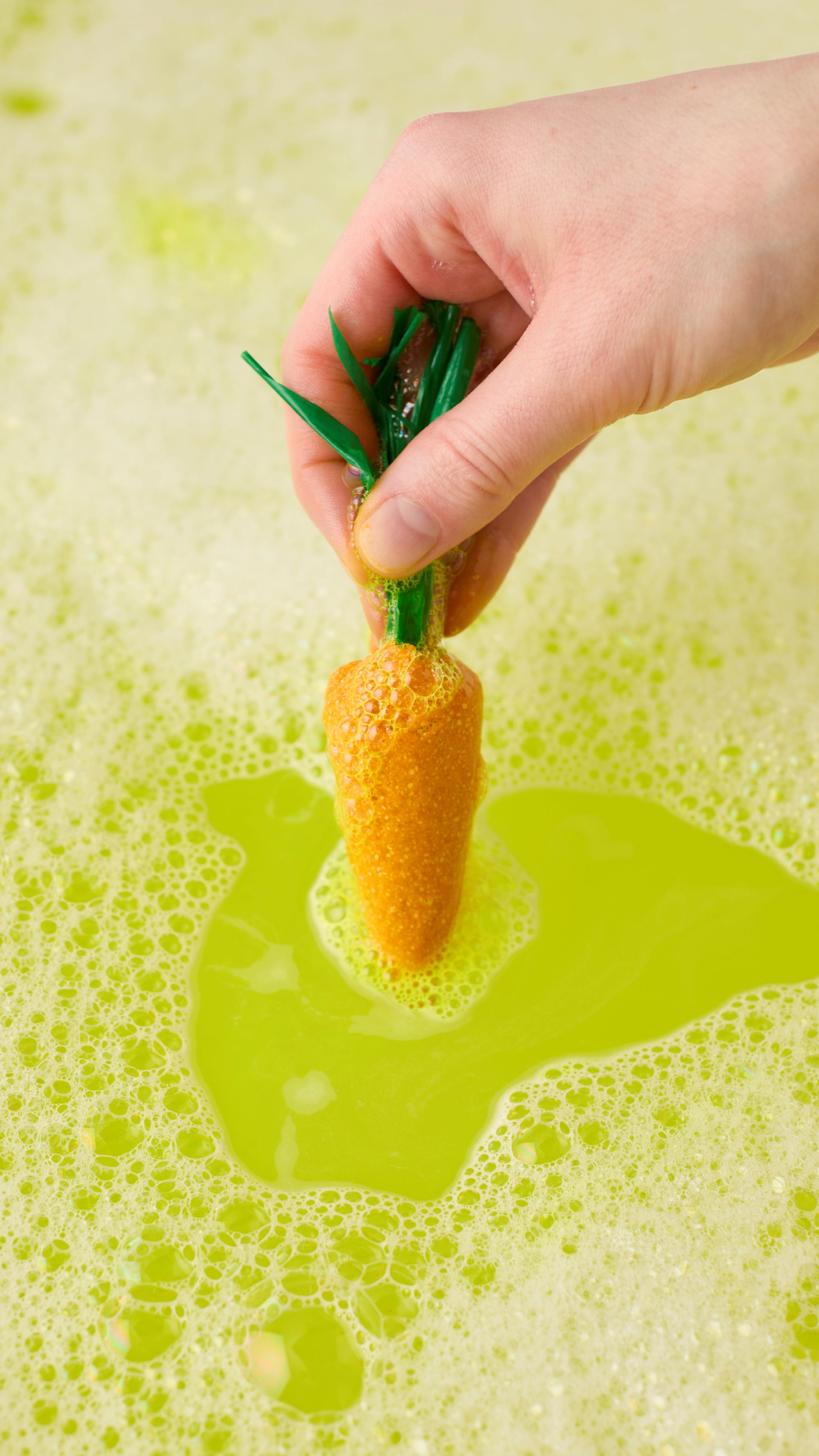 BABY RAINBOW CARROT YELLOW REUSABLE BUBBLE BAR