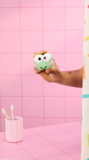 Kerokerokeroppi x LUSH