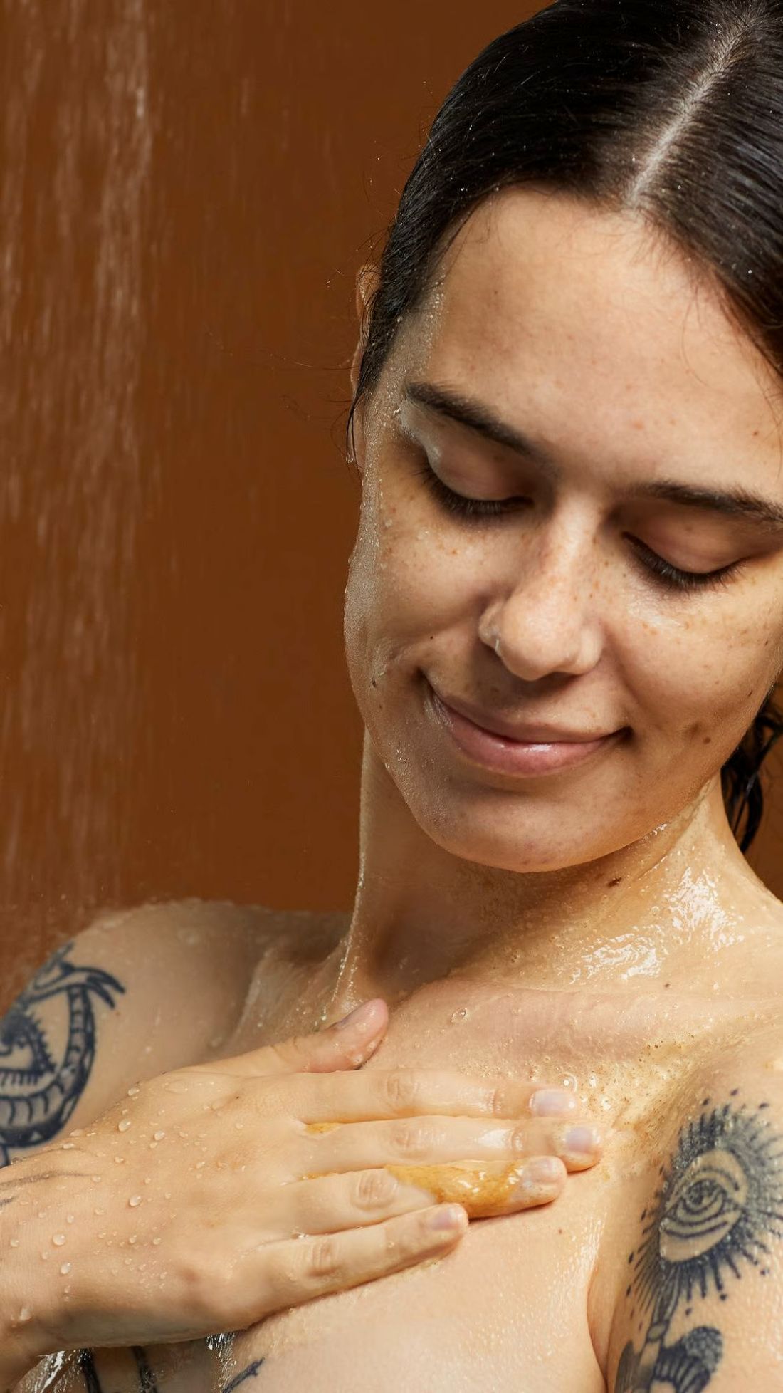 STICKY DATES SUGAR SCRUB