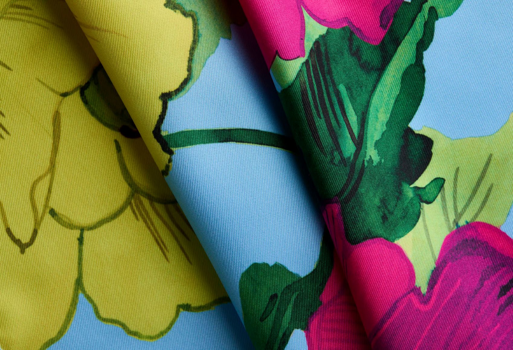 PEONIES 26 KNOT WRAP