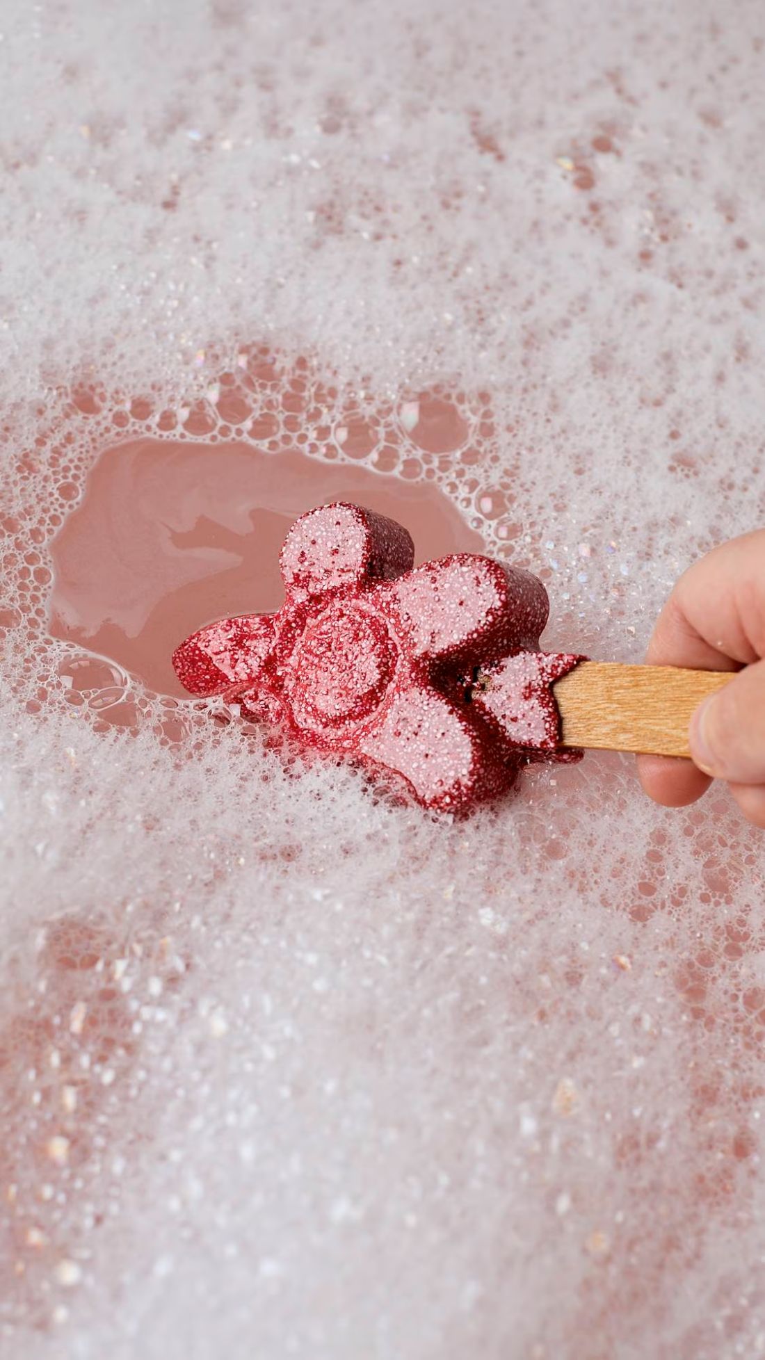 LOVES ME LOVES ME NOT REUSABLE BUBBLE BAR