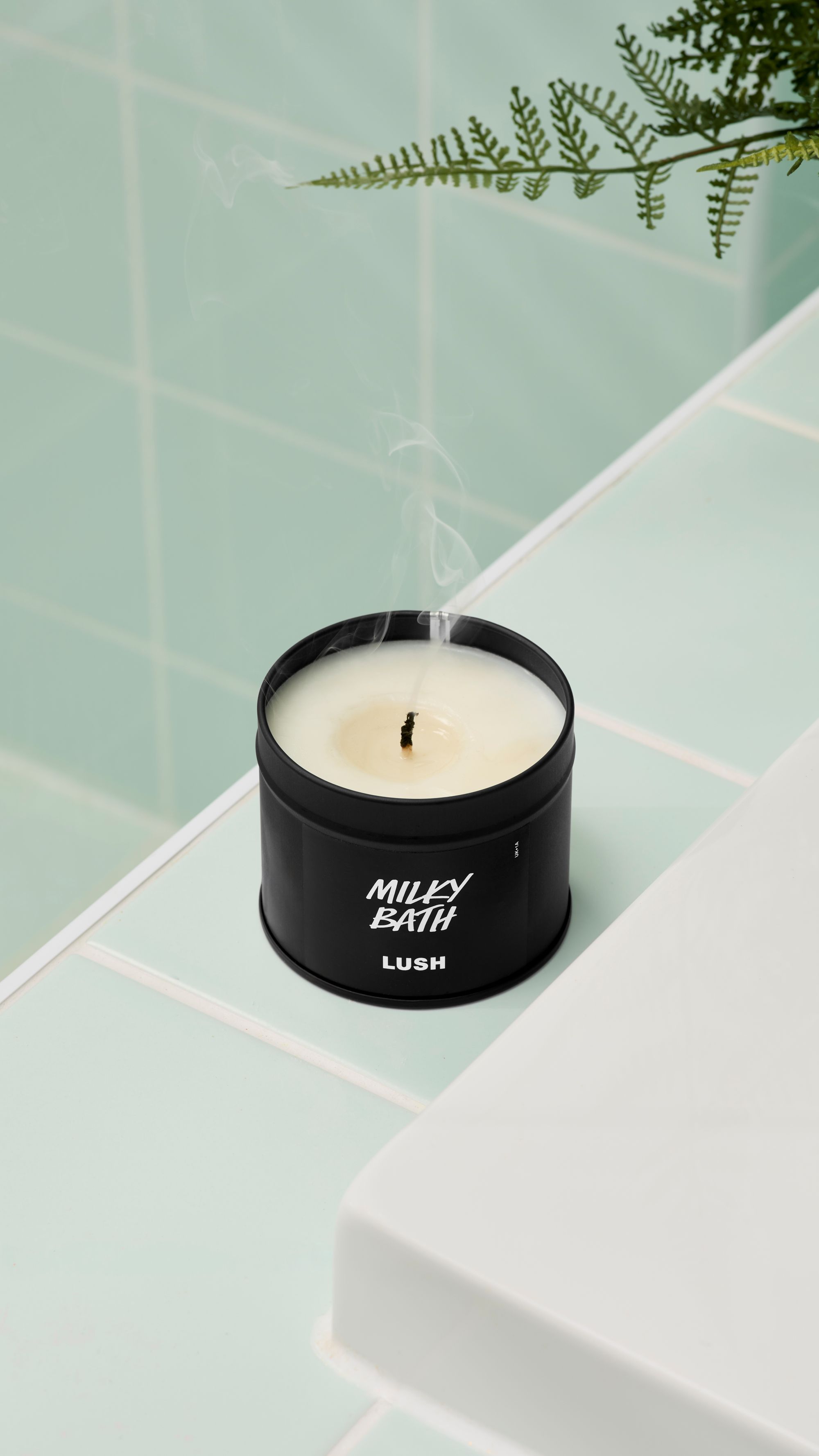 MILKY BATH SCENTED CANDLE