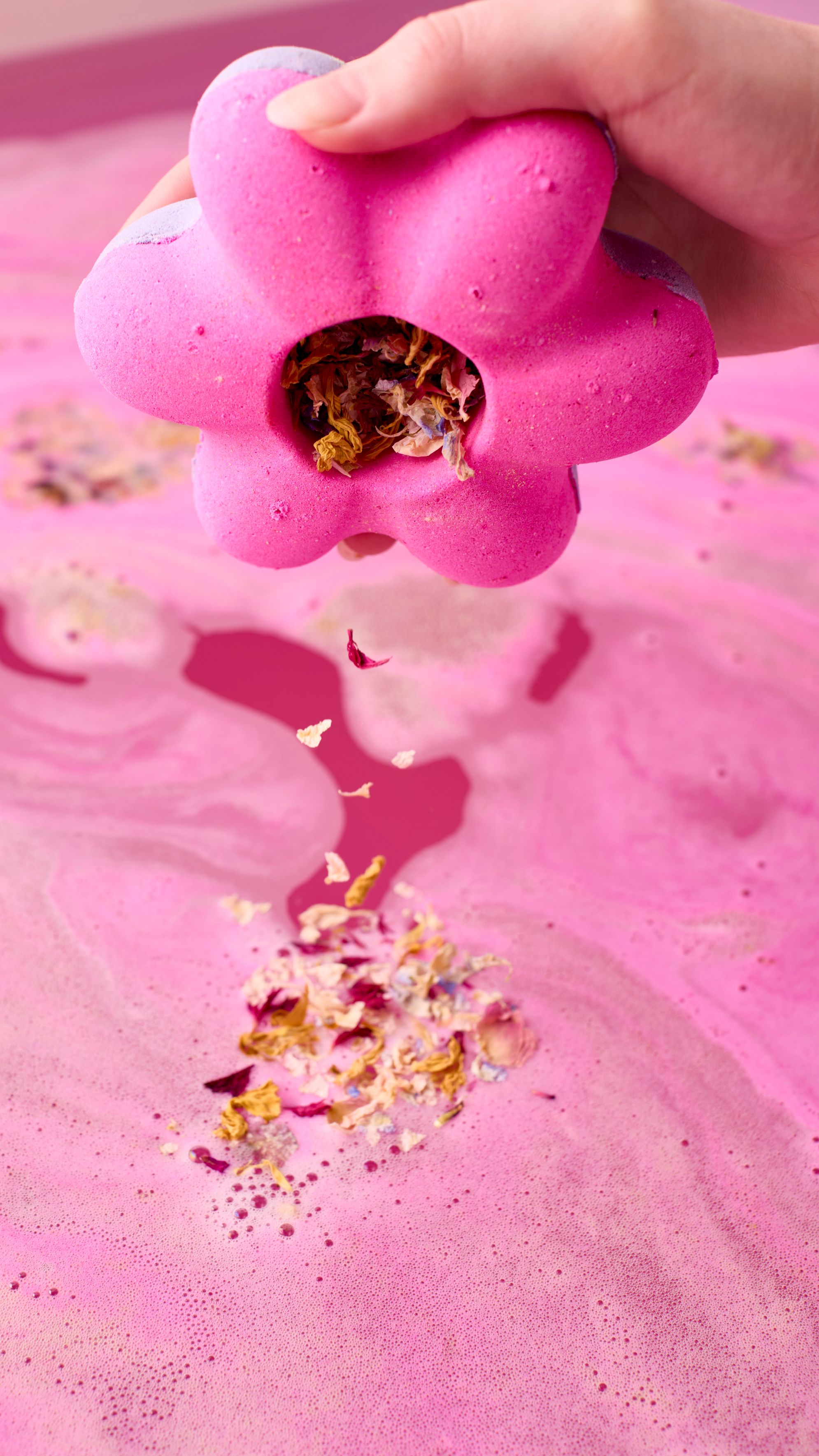 SECRET GARDEN BOMBSHELL