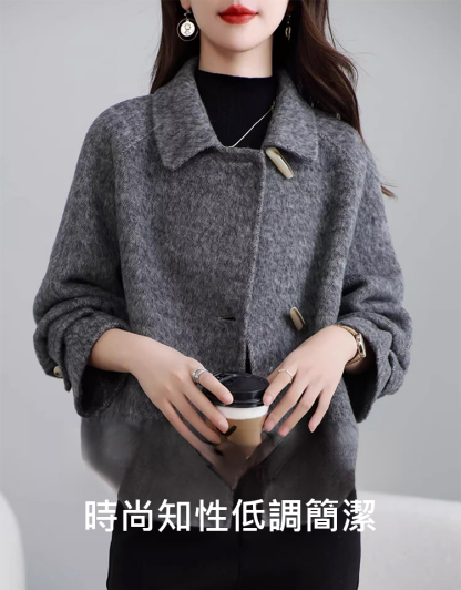 灰色短款毛呢女外套