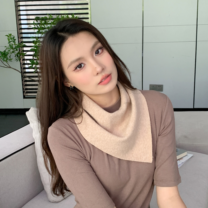 護衣領百搭針織三角巾