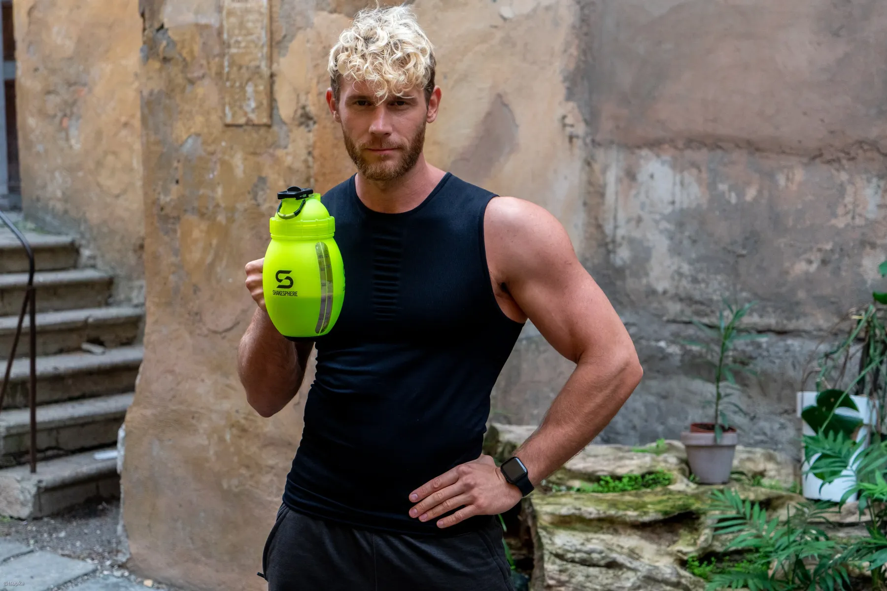 SHAKESPHERE Mixer Jug ขวดน้ำขนาดใหญ่ ความจุ 1300 ml เเก้วเชคเวย์ ถังน้ำขนาดใหญ่ ขวดน้ำพกพา