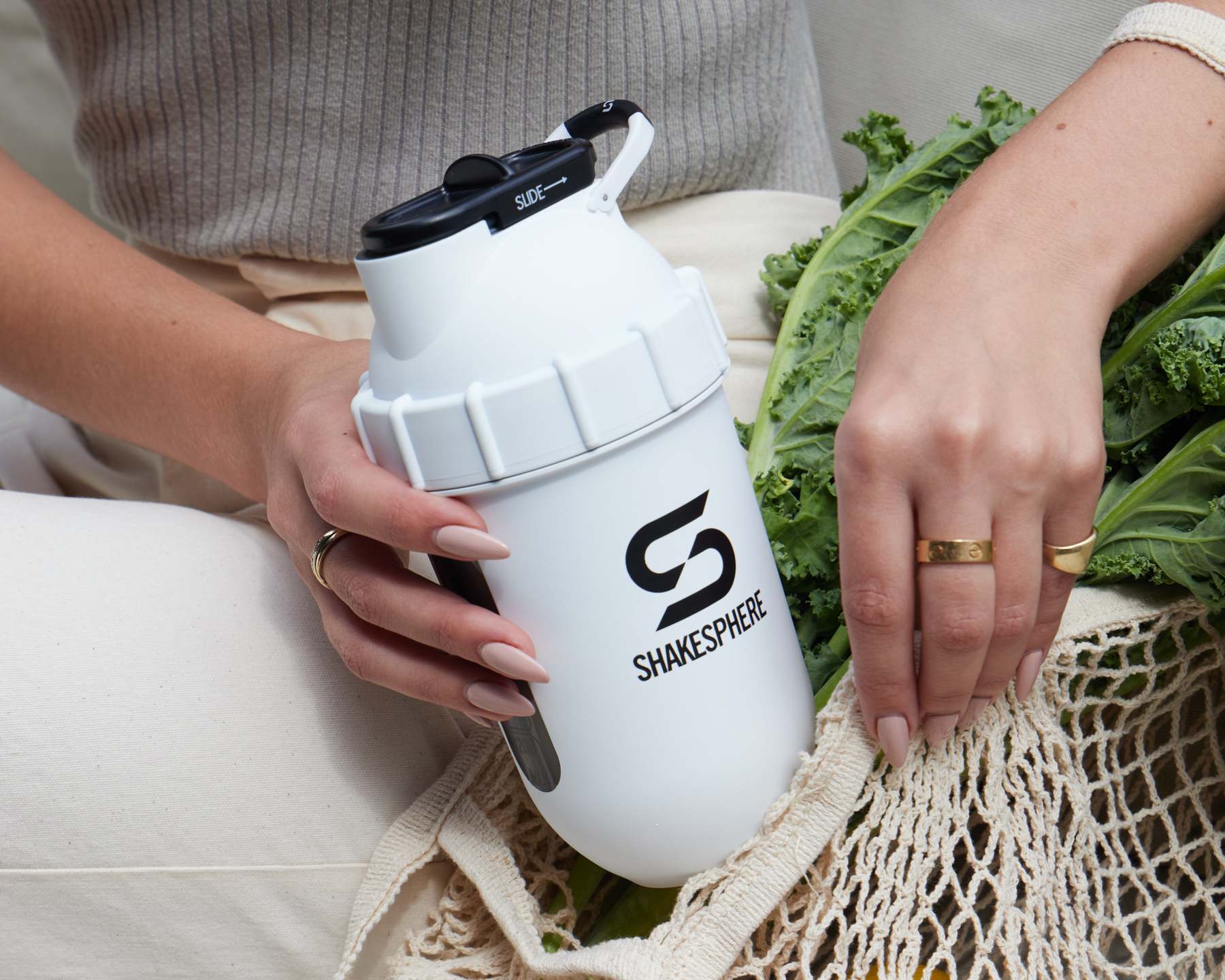Shakesphere Tumbler Series View Protein Shaker 700 ml แก้วเชคเวย์โปรตีน
