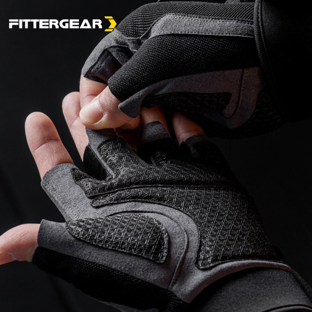 FITTERGEAR ถุงมือฟิตเนสแบบครึ่งนิ้ว (TRAINGING GLOVES)