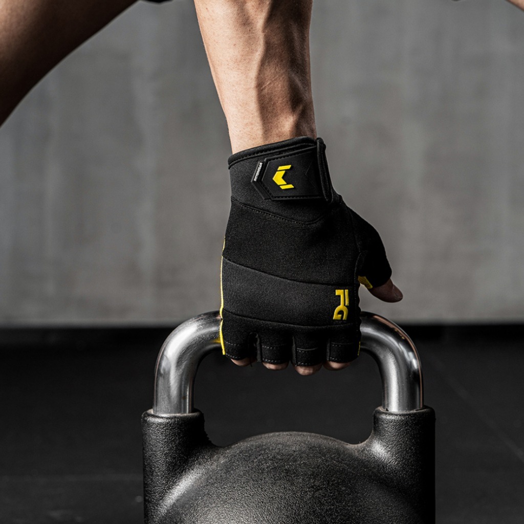 FITTERGEAR TRAINING GLOVES รุ่น VITALITY YELLOW  ถุงมือออกกำลังกาย