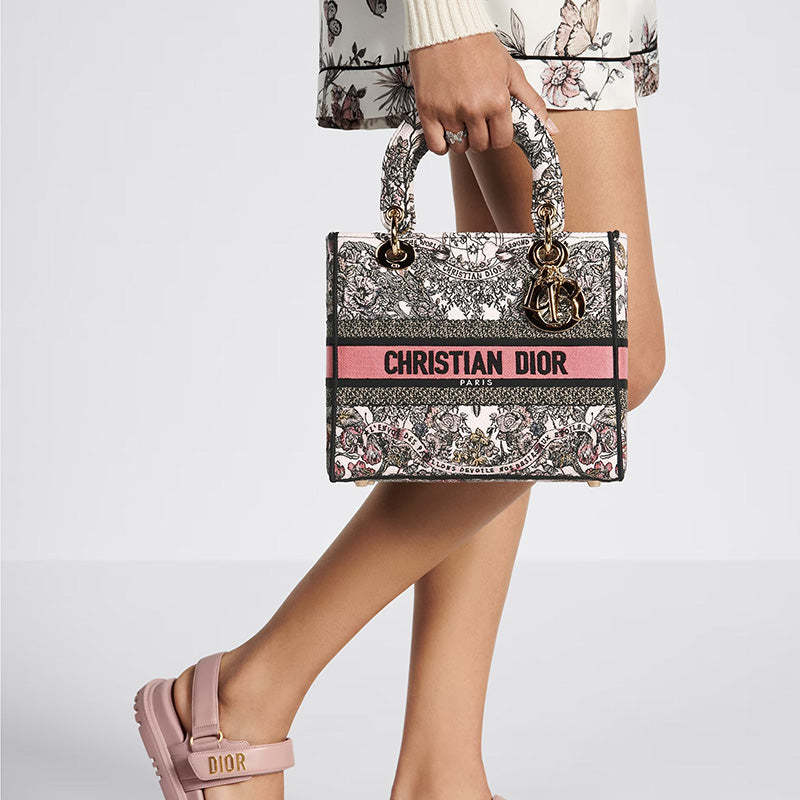 DIORミディアム レディ D-Lite ハンドバッグ  Ref:M0565OESO_M45E-最安値に挑戦中!!!