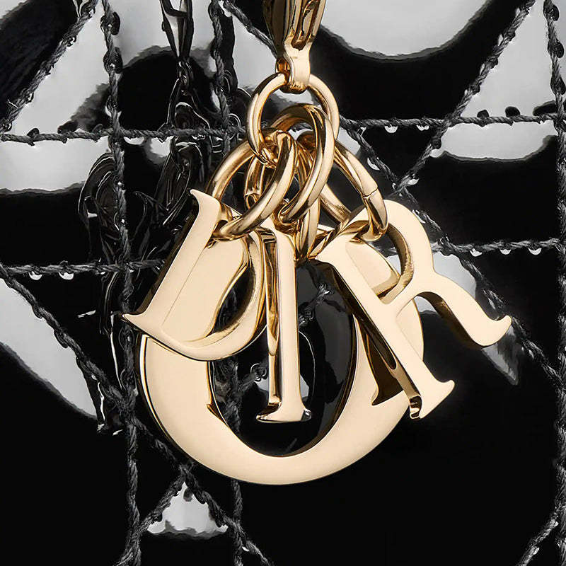 DIOR レディ ディオール ミニ ウォレット  Ref: S0178OVRB_M900-最安値に挑戦中!!!