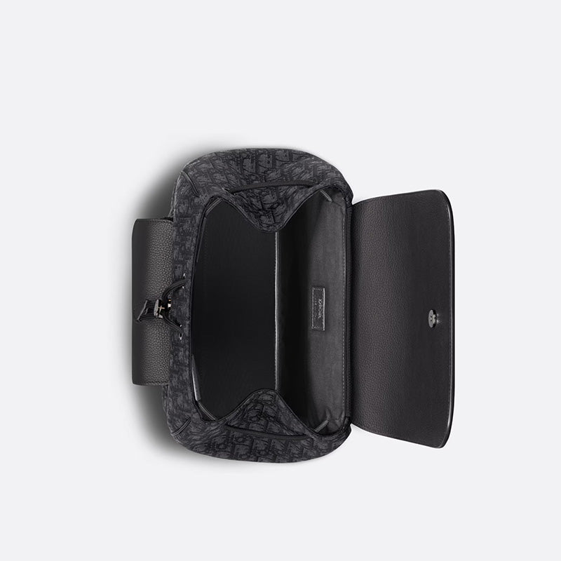 DIOR Hit the Road バックパック ミディアム Ref:1HTBA184CDP_H36B-最安値に挑戦中!!!