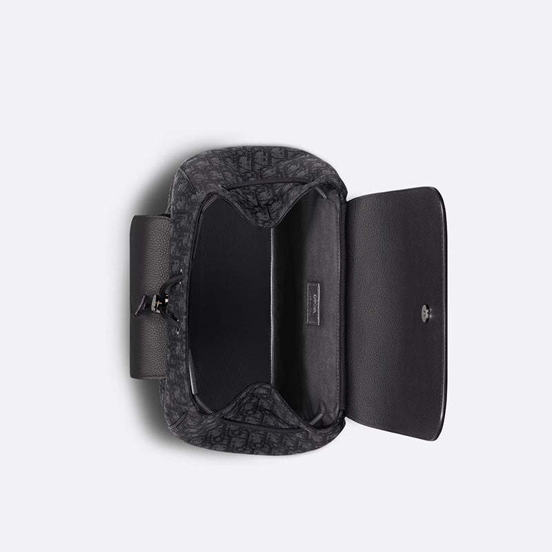 DIOR Hit the Road バックパック ミディアム Ref:1HTBA184CDP_H36B-最安値に挑戦中!!!