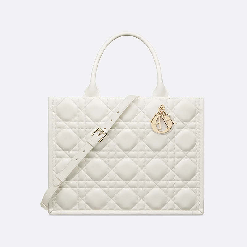 DIOR  Dior Book Tote バッグ ミディアム Ref: M1324OWHP_M030-最安値に挑戦中!!!