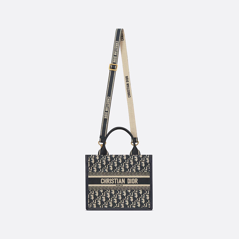 DIOR  Book Tote バッグ スモール Ref: M1325CZBB_M928-最安値に挑戦中!!!