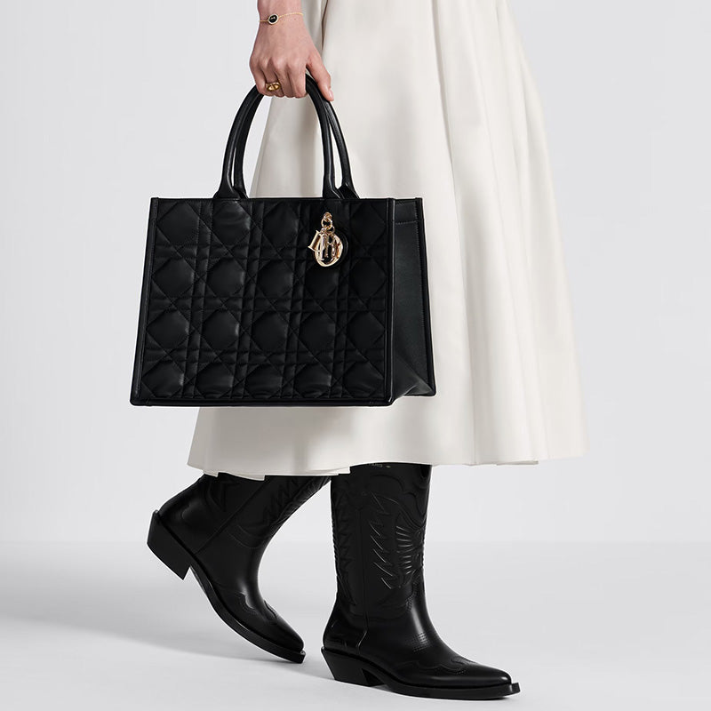 DIOR  Book Tote バッグ ミディアム Ref:  M1324OWHP_M900-最安値に挑戦中!!!