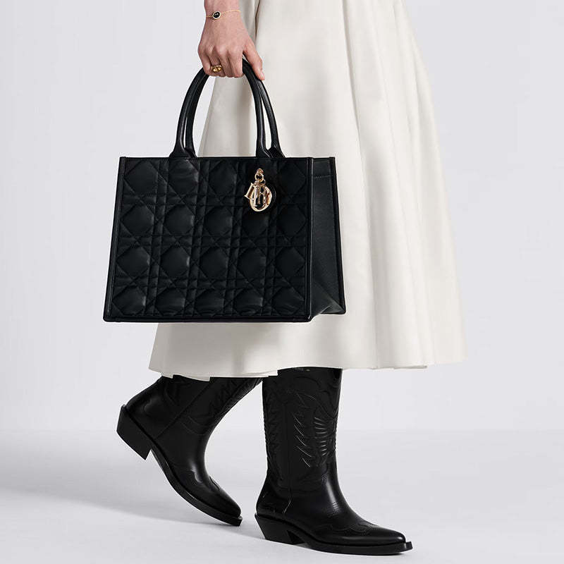 DIOR  Book Tote バッグ ミディアム Ref:  M1324OWHP_M900-最安値に挑戦中!!!