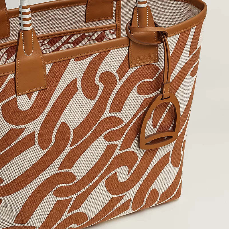 HERMES    スティープル 28 ハンドバッグ    Ref:H084532CKAC-最安値に挑戦中!!!