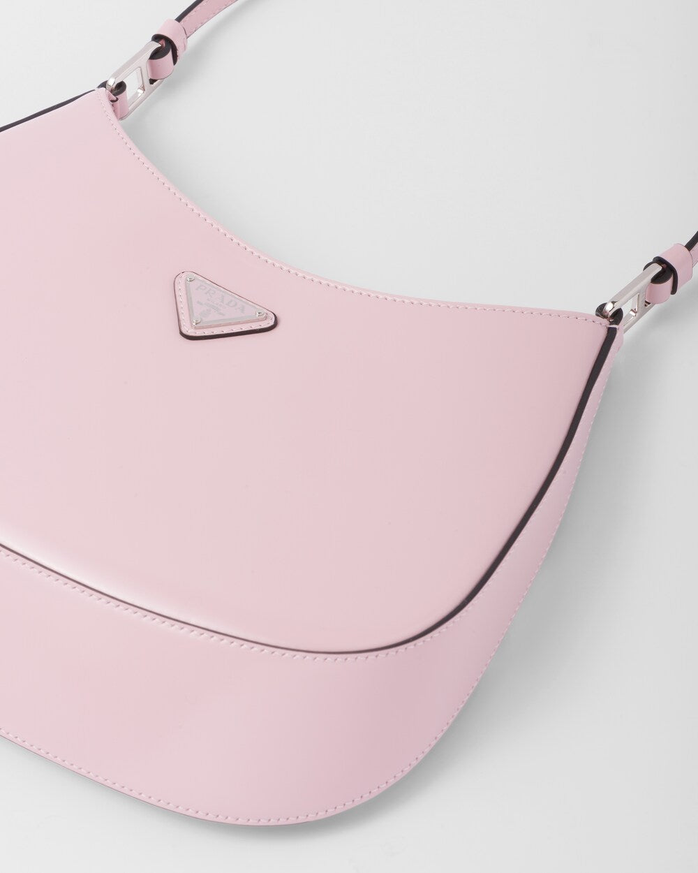 PRADA      プラダ クレオ 光沢のあるレザー ショルダーバッグ    PMRef:1BC499_ZO6_F02UE_V_OOO