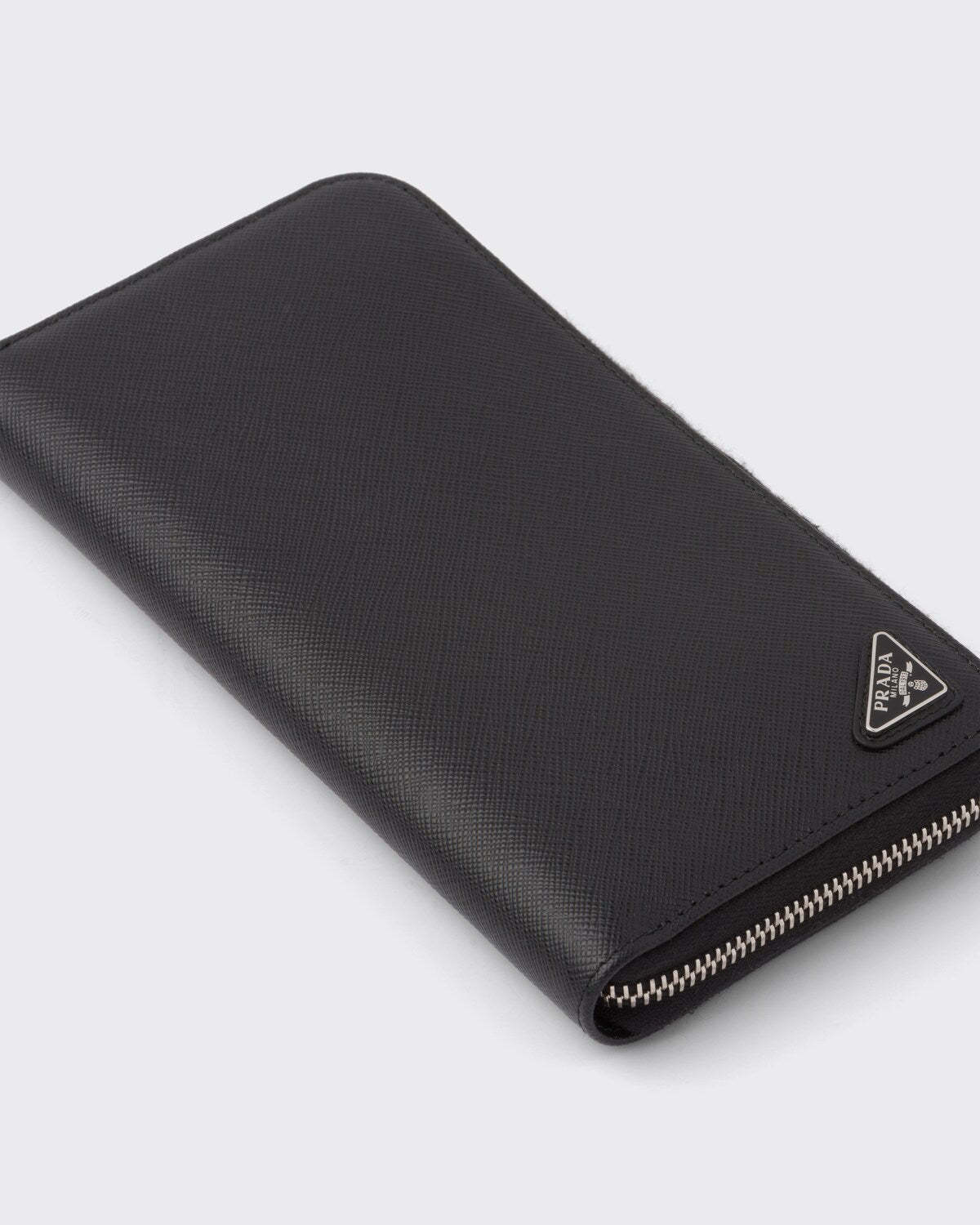 PRADA      サフィアーノトライアングル ジップアラウンド財布    PMRef:2ML317_QHH_F0002-最安値に挑戦中!!!