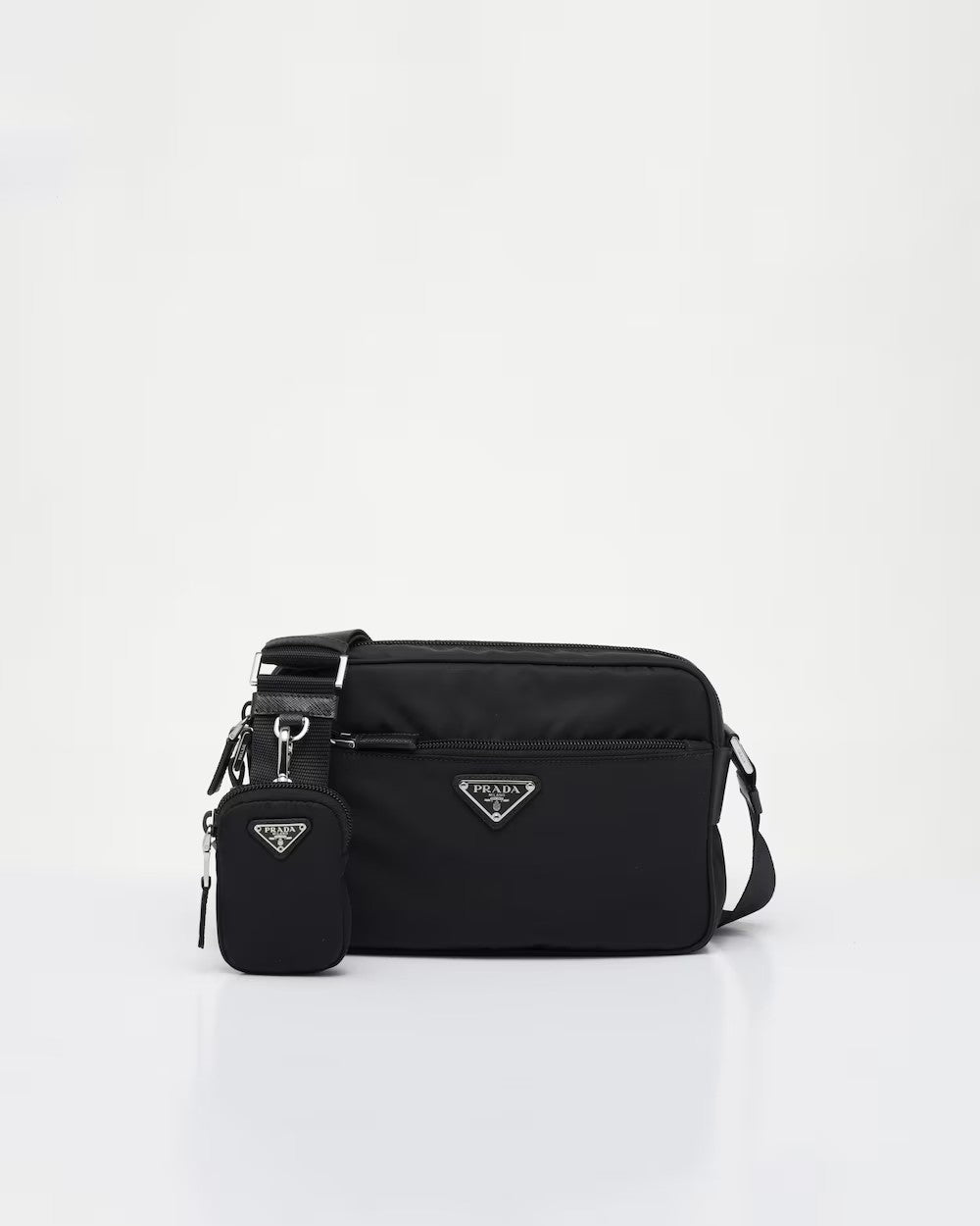 PRADA     Re-Nylon ショルダーバッグ    PMRef:1BC167_RV44_F0002_V_B1M-最安値に挑戦中!!!