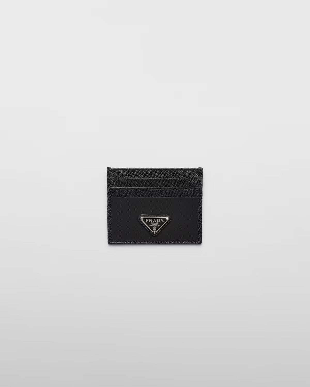 PRADA      リサイクルナイロンとサフィアーノレザーのカードホルダー    PMRef:2MC025_2DMH_F0002-最安値に挑戦中!!!