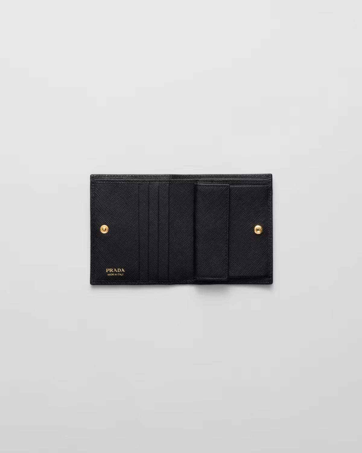 PRADA      サフィアーノトライアングル 財布    PMRef:1MV204_QHH_F0002-最安値に挑戦中!!!