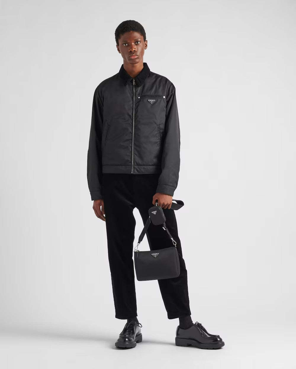 PRADA      Re-Nylon xサフィアーノレザー ショルダーバッグ    PMRef:2VH113_2DMH_F0002_V_XOP-最安値に挑戦中!!!