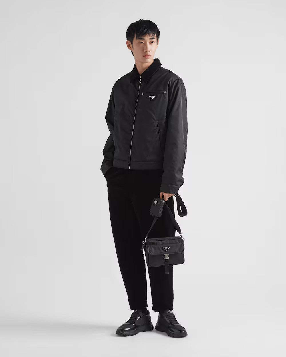 PRADA      Re-Nylon xサフィアーノレザー ショルダーバッグ    PMRef:2VH133_2DMH_F0002_V_XMP-最安値に挑戦中!!!