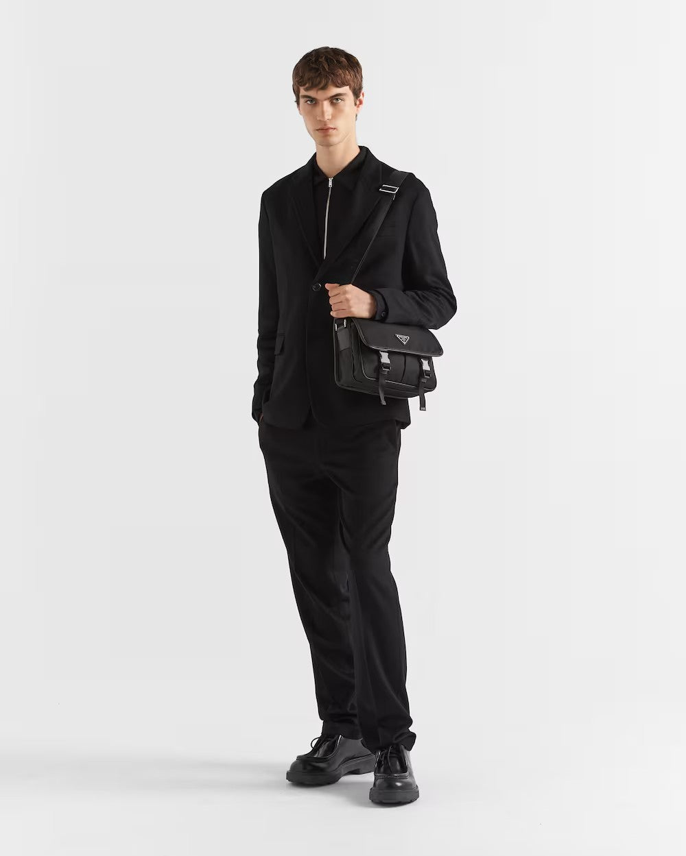 PRADA      Re-Nylon xサフィアーノレザー ショルダーバッグ    PMRef:2VD769_2DMH_F0002_V_XLO-最安値に挑戦中!!!