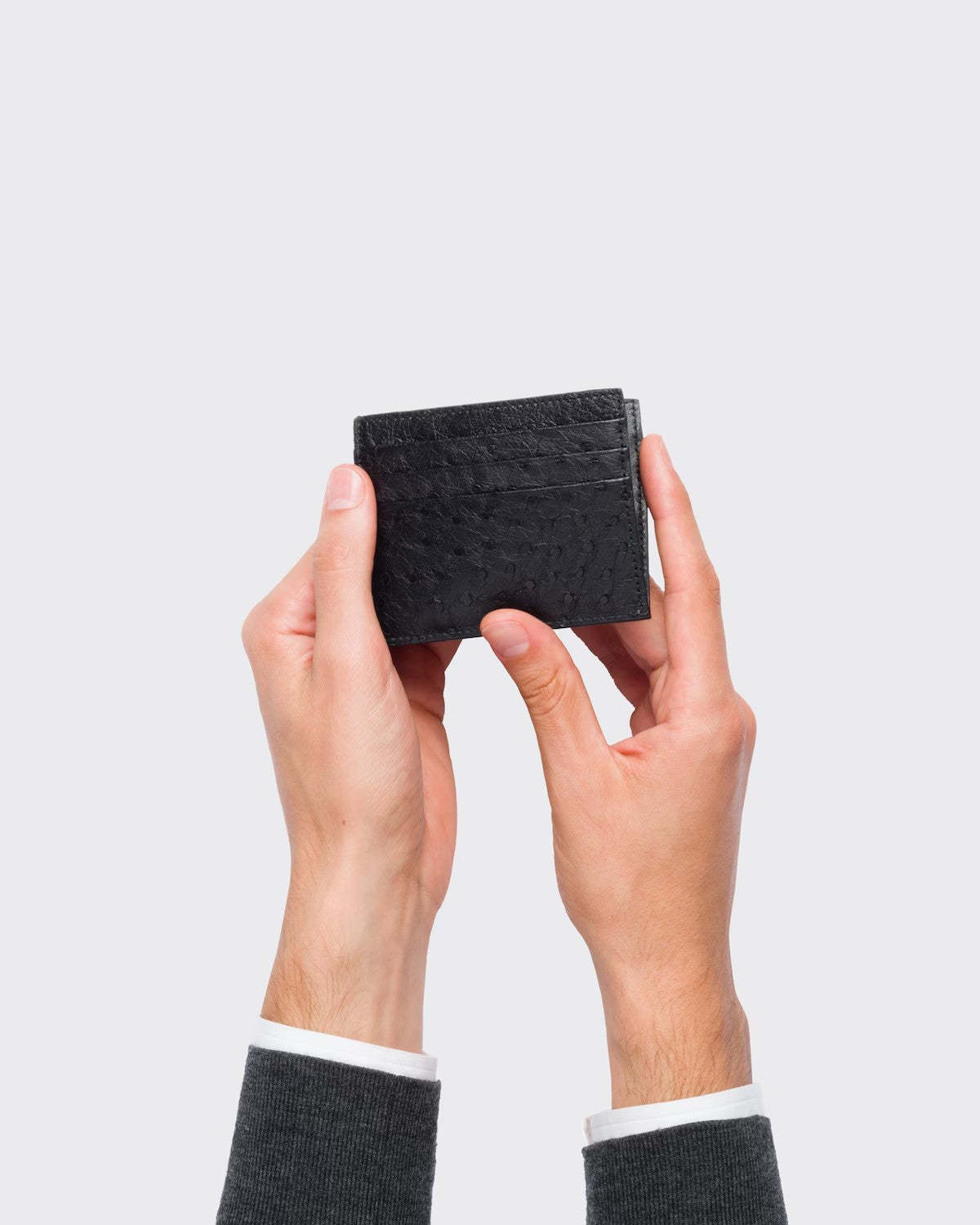 PRADA      オーストリッチ革カードホルダー    PMRef:2MC223_130_F0002-最安値に挑戦中!!!